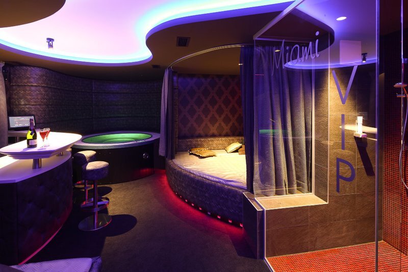 Austria - Graz, tinere 18+