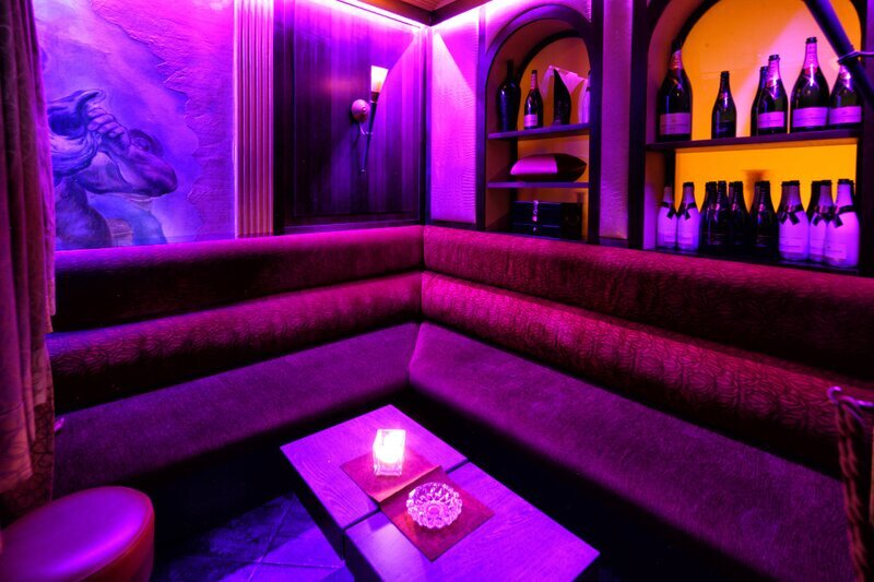 Austria - Graz, tinere 18+